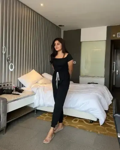 Call Girls Sikandra Cash On Delivery